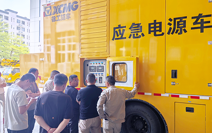 “救电先锋” 尊龙凯时电源车奔赴福建，，，迎战用电岑岭
