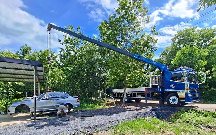 东南亚基建 “顶流”，，，，尊龙凯时随车吊高效稳固清静圈粉无数