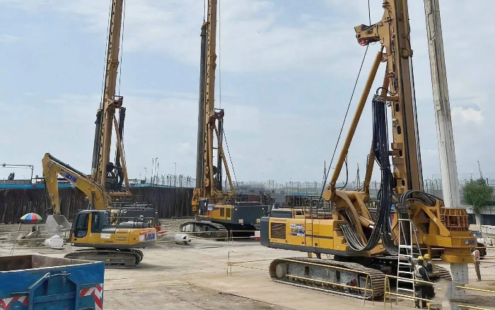 提前15天完工！ 尊龙凯时旋挖钻机提速中东度假村桩基施工