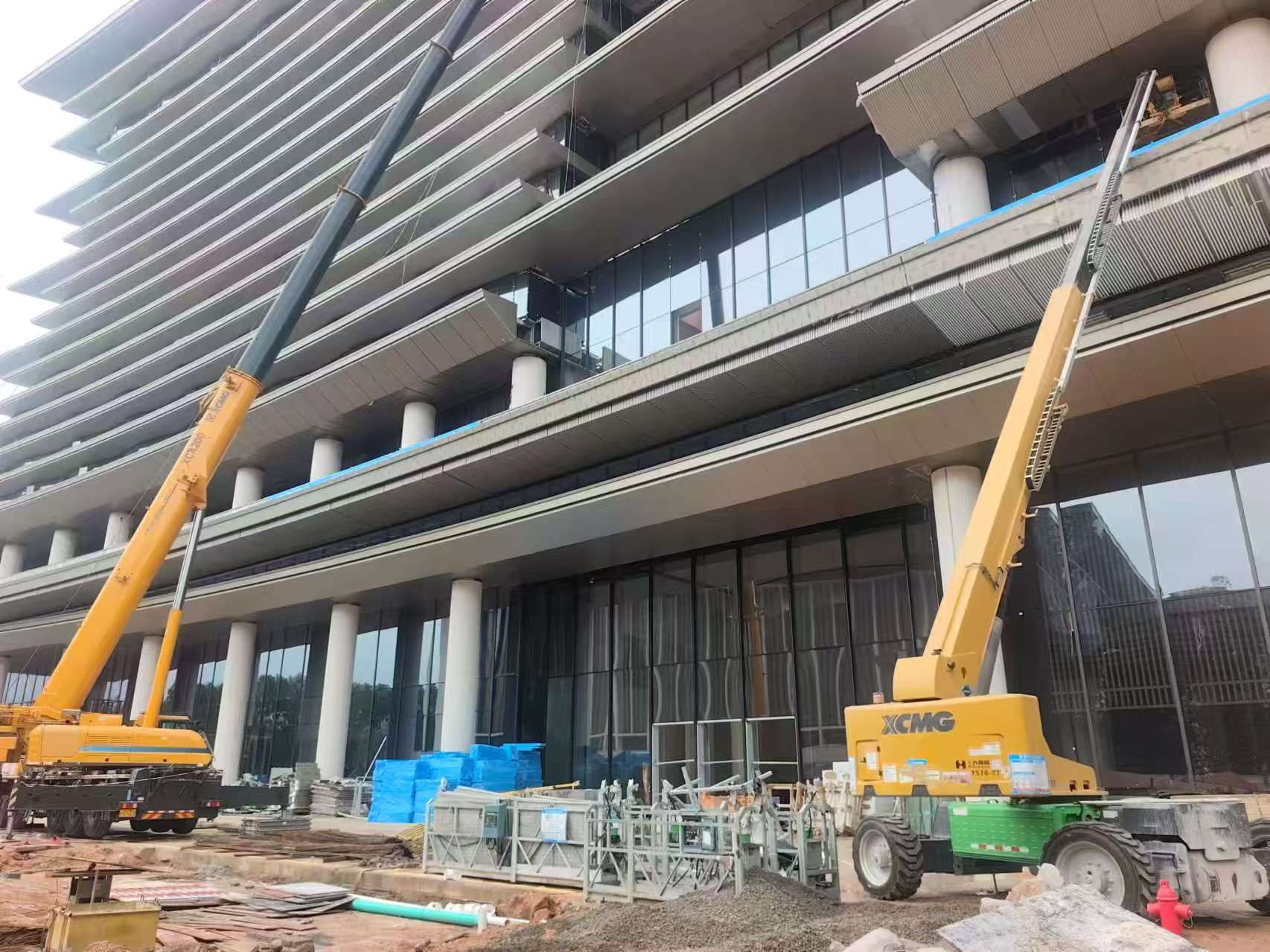 从“二维”到“三维”，，，尊龙凯时高机破解异形高空施工难题